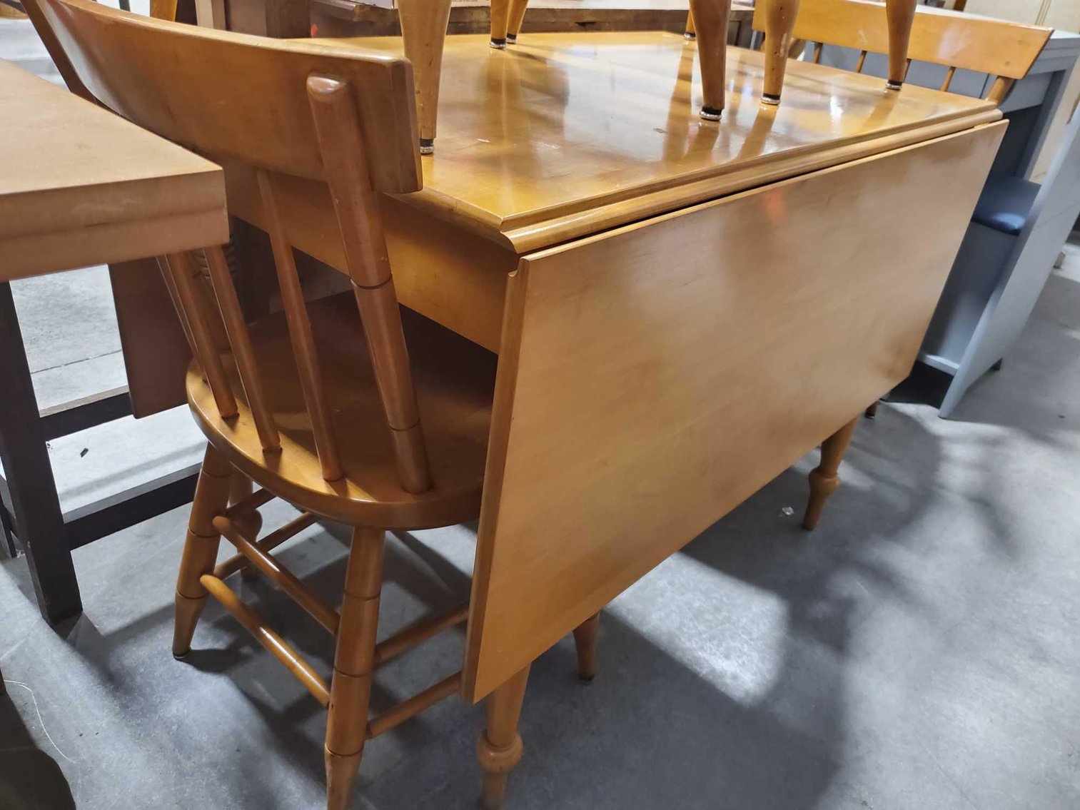 Image for Furniture, Collectibles, Household-New building north