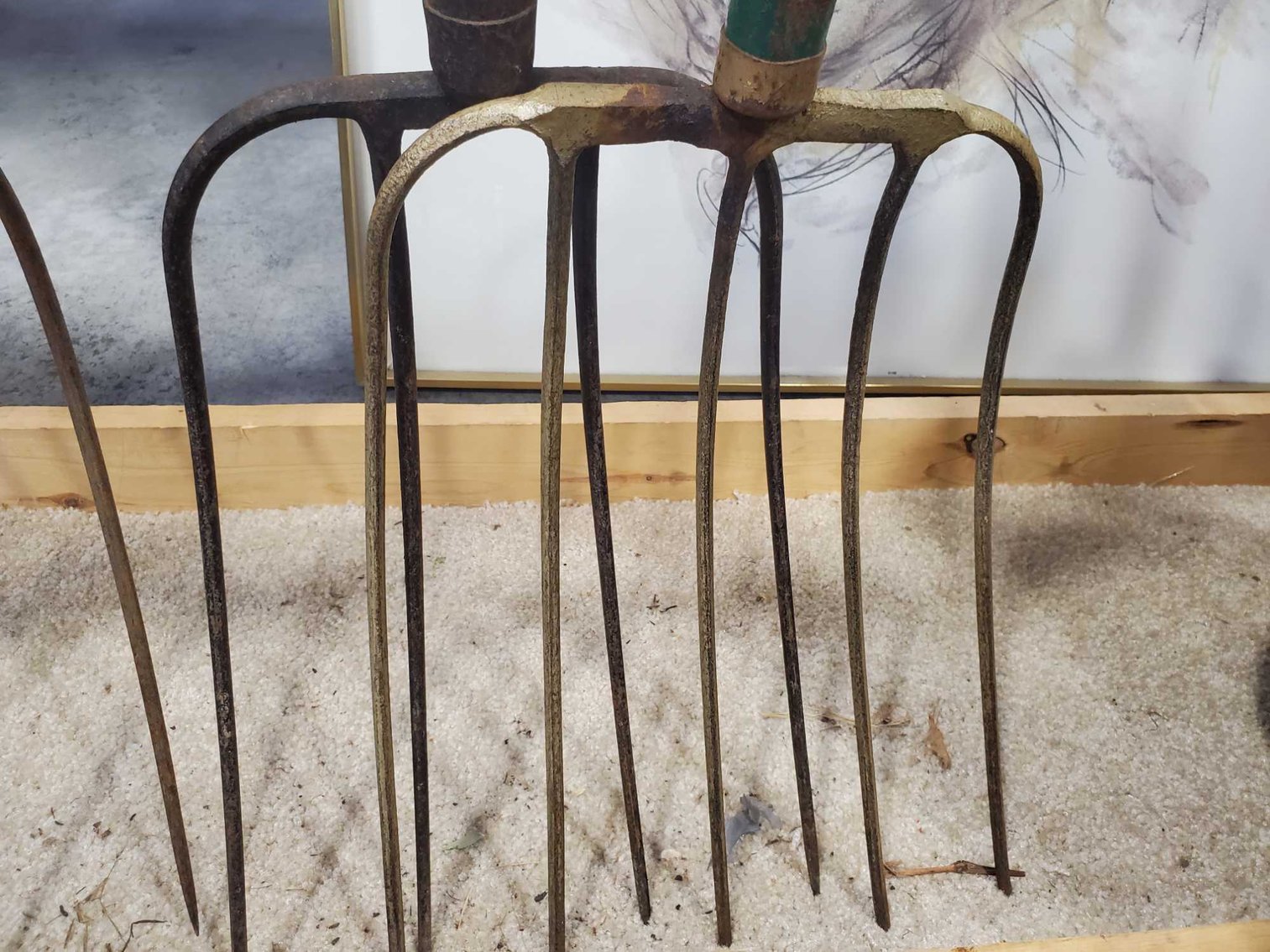 Image for Furniture, Collectibles, Household-New building north