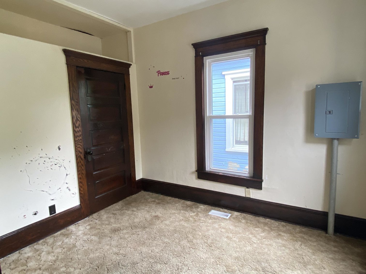 Image for SOLD $29,700 - 2 Bedroom Sold to the Highest Bidder