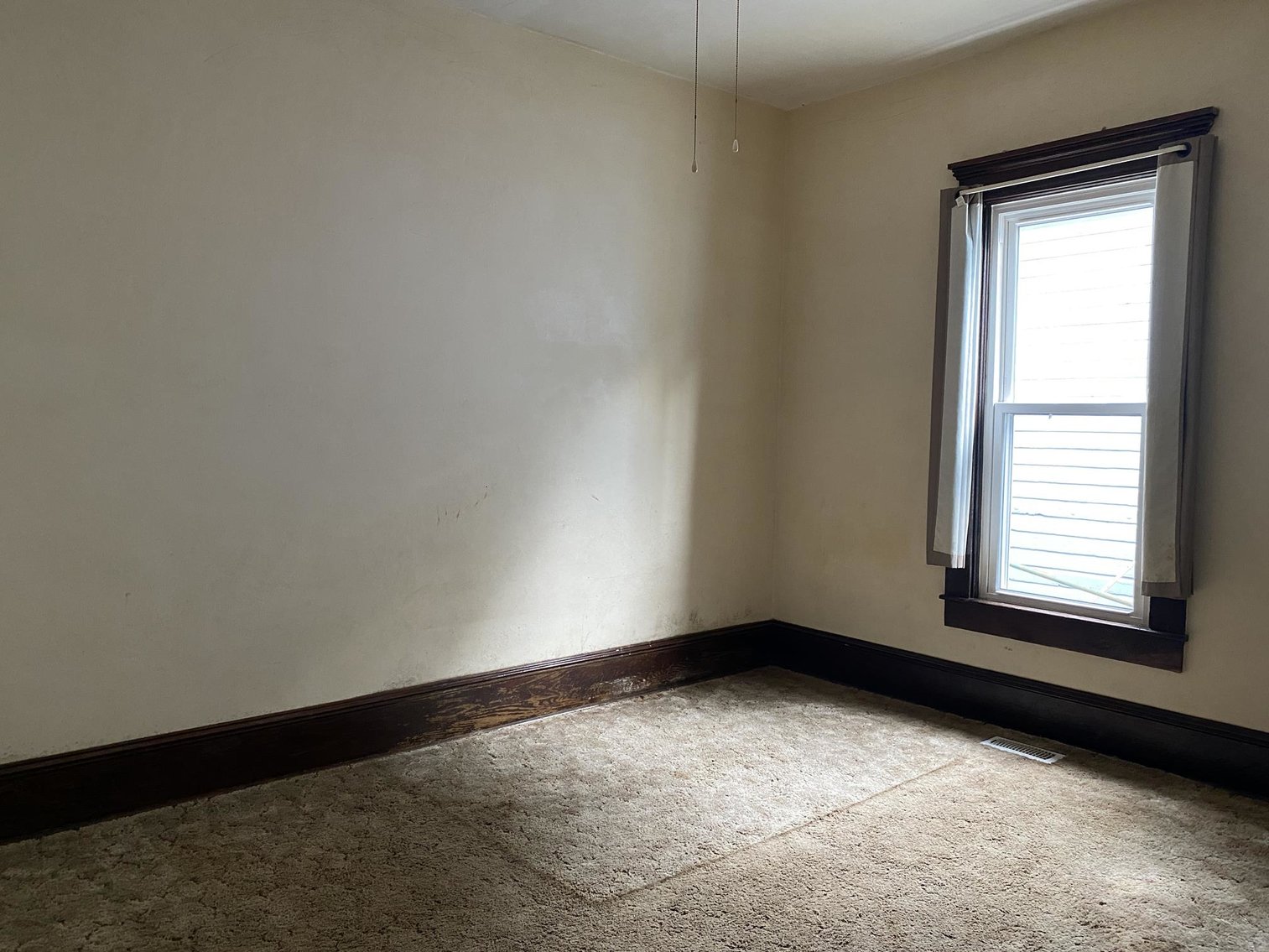 Image for SOLD $29,700 - 2 Bedroom Sold to the Highest Bidder