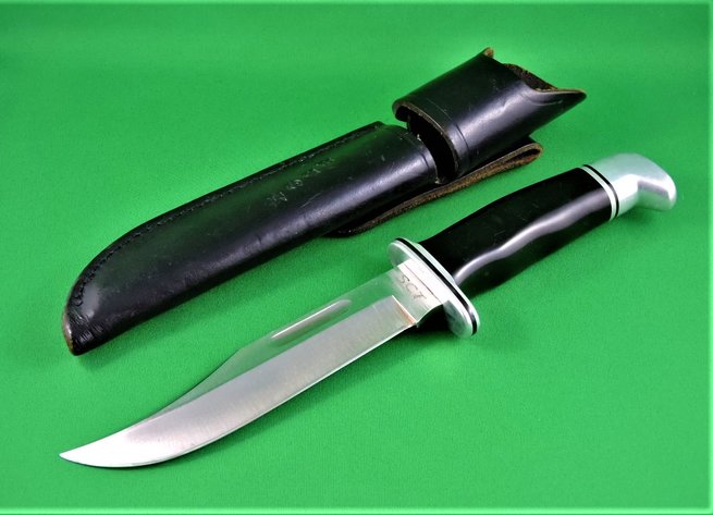 Image for Buck Hunting Knife #119 - Fixed Blade Knife with Sheath.