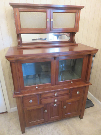 Image for Lawrenceburg Living Estate Auction