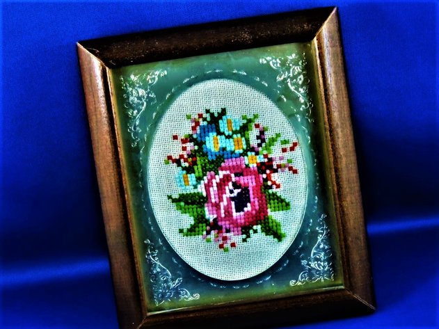 Image for Vintage Cross-Stitch - Framed Floral Designs