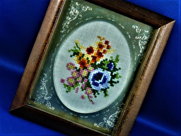 Image for Vintage Cross-Stitch - Framed Floral Designs