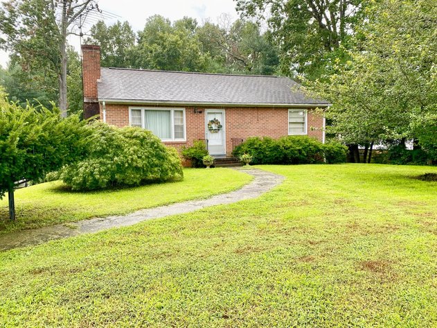 Image for 3 BR/2 BA Brick Home on 1.18 +/- Acres w/R6 Zoning Only 3.5 Miles From UVA--SELLING to the HIGHEST BIDDER!!
