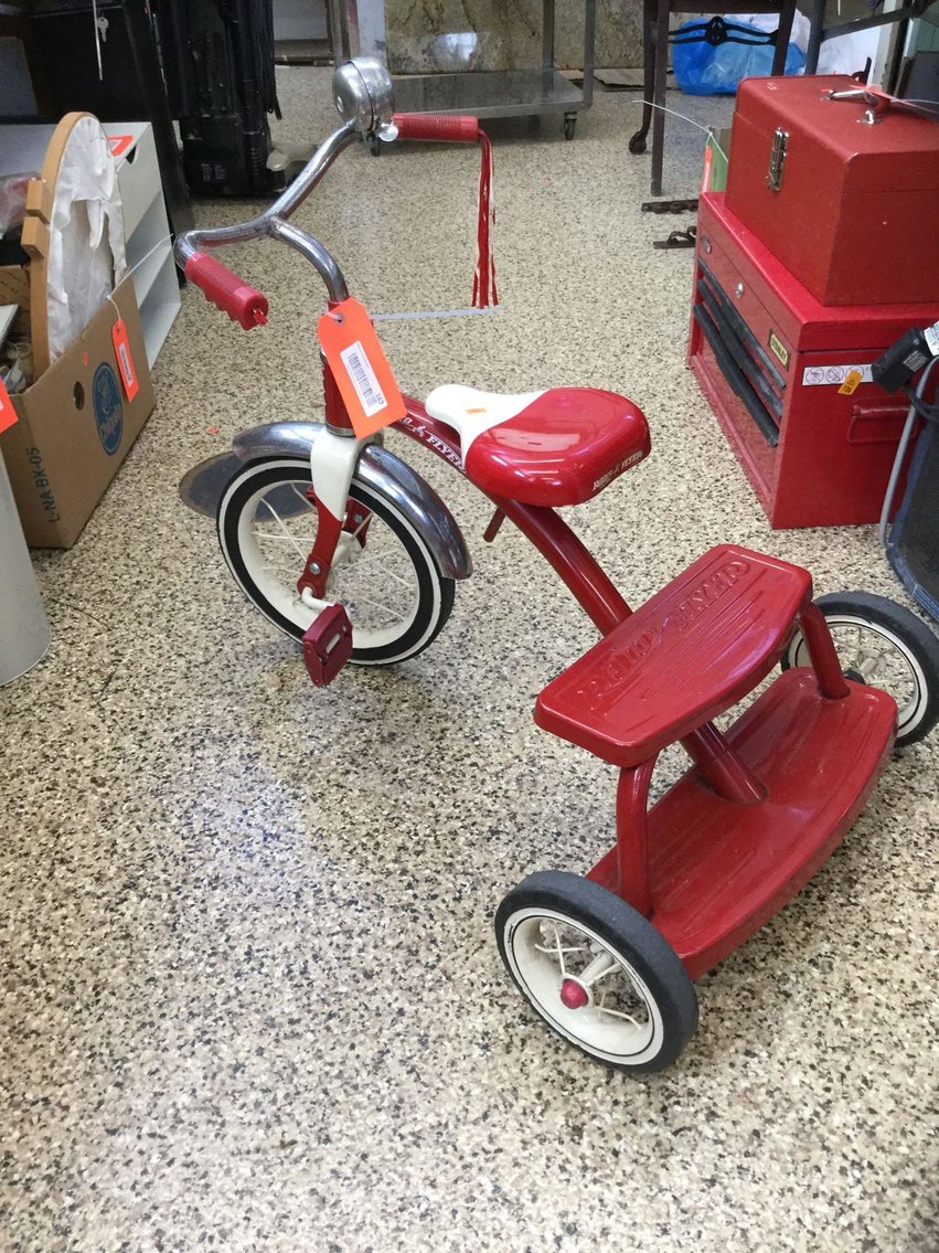 Image for Furniture, Collectibles, Household-Main room back half