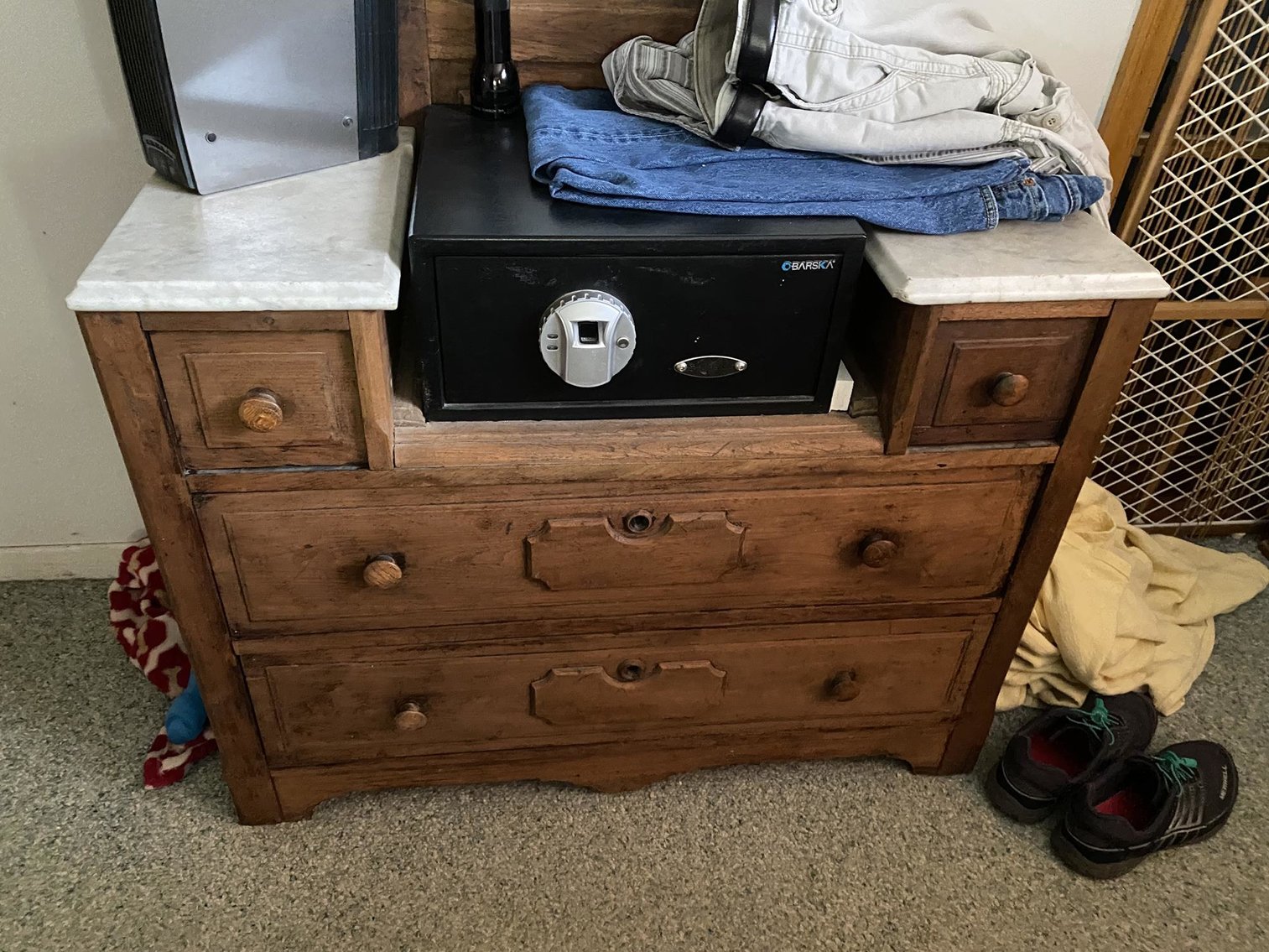 Image for Jacuzzi, Like-New Appliances, Antique & Modern Furniture, & more