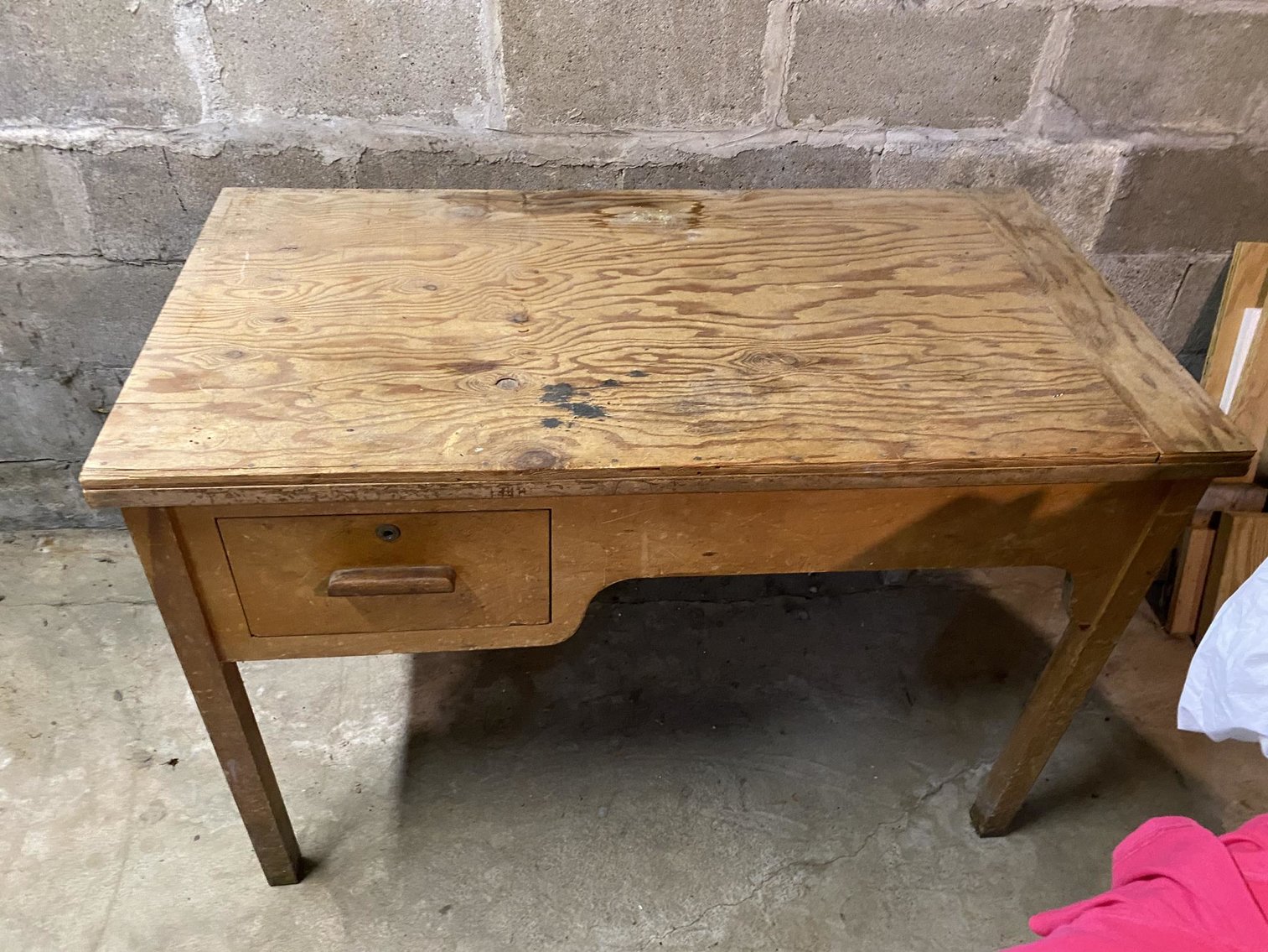 Image for Jacuzzi, Like-New Appliances, Antique & Modern Furniture, & more