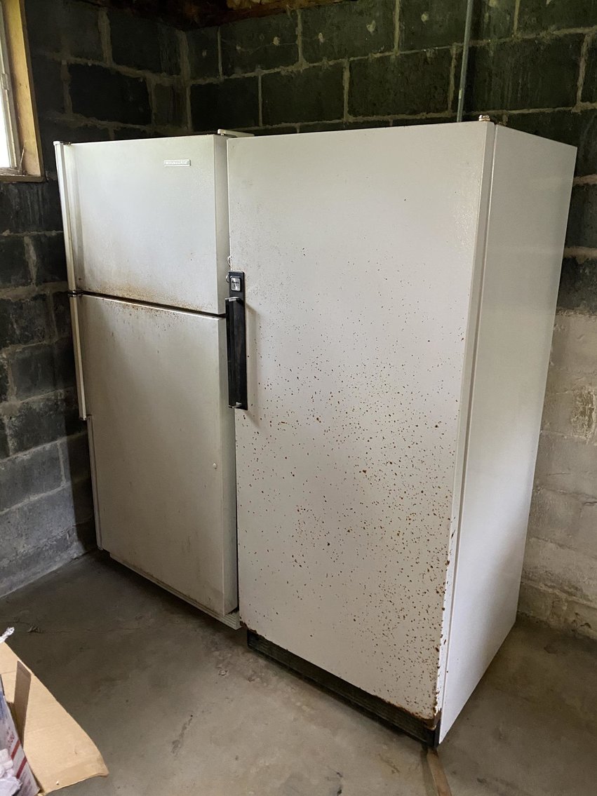 Image for Jacuzzi, Like-New Appliances, Antique & Modern Furniture, & more