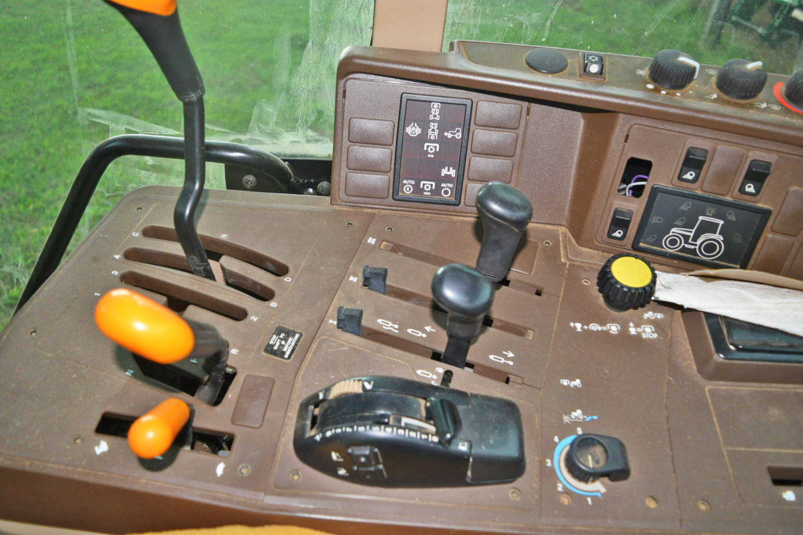 Image for (SOLD!) PUBLIC AUCTION: SATURDAY, SEPTEMBER 26, 1:00 P.M.