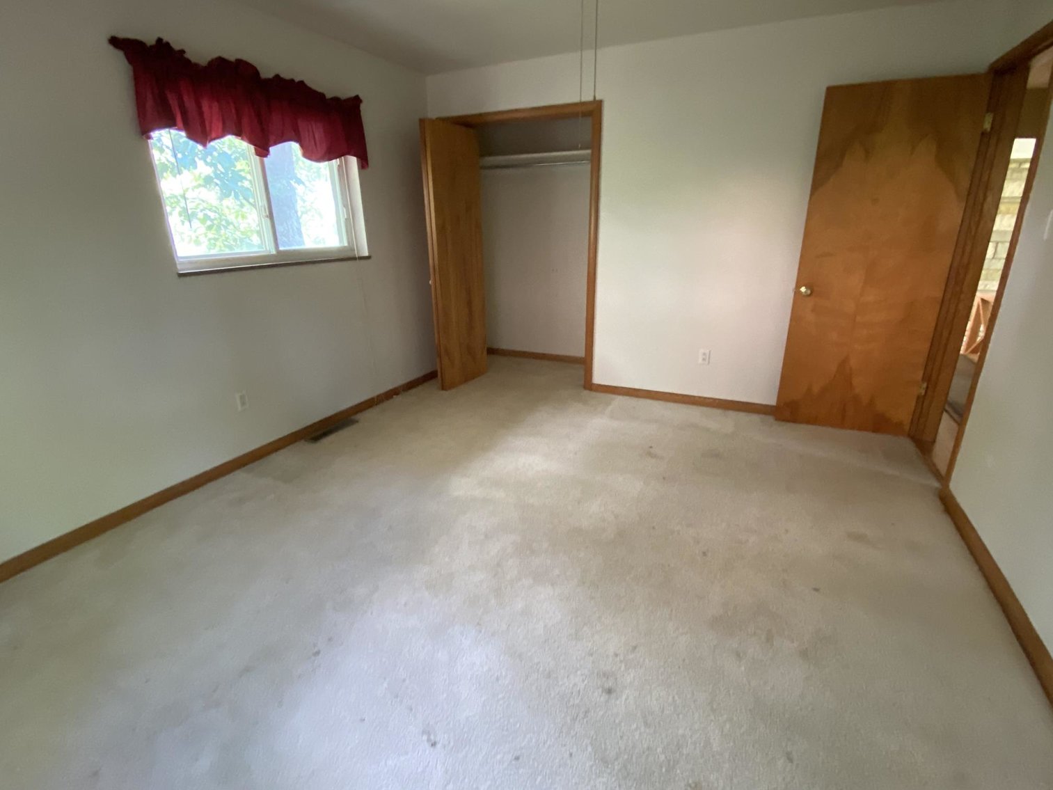 Image for SOLD $105,600 - 3 Bedroom in South Hills Sold to the Highest Bidder