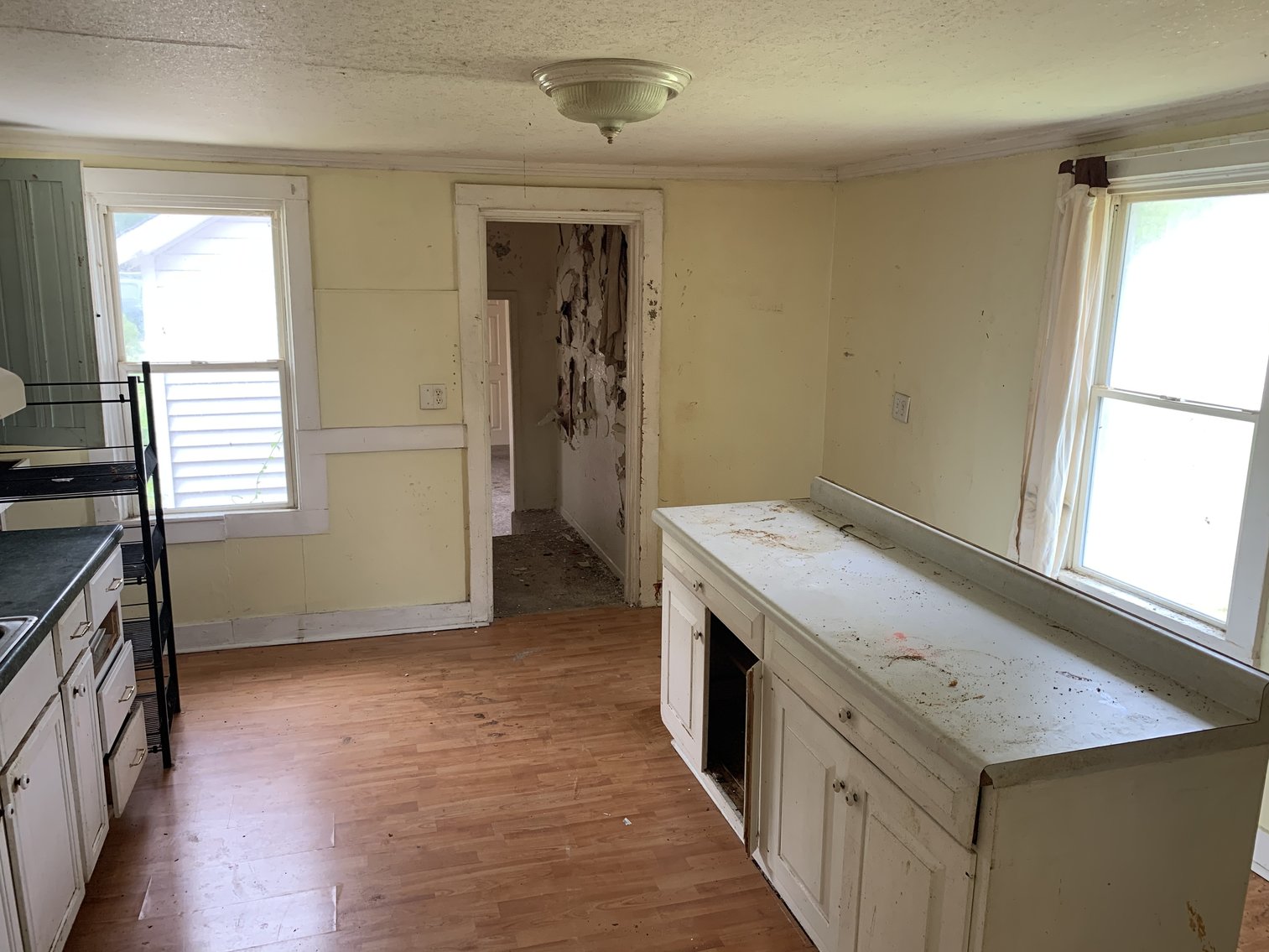 Image for MINIMUM BID AUCTION! $49,000 - 1215 S Crissey Road