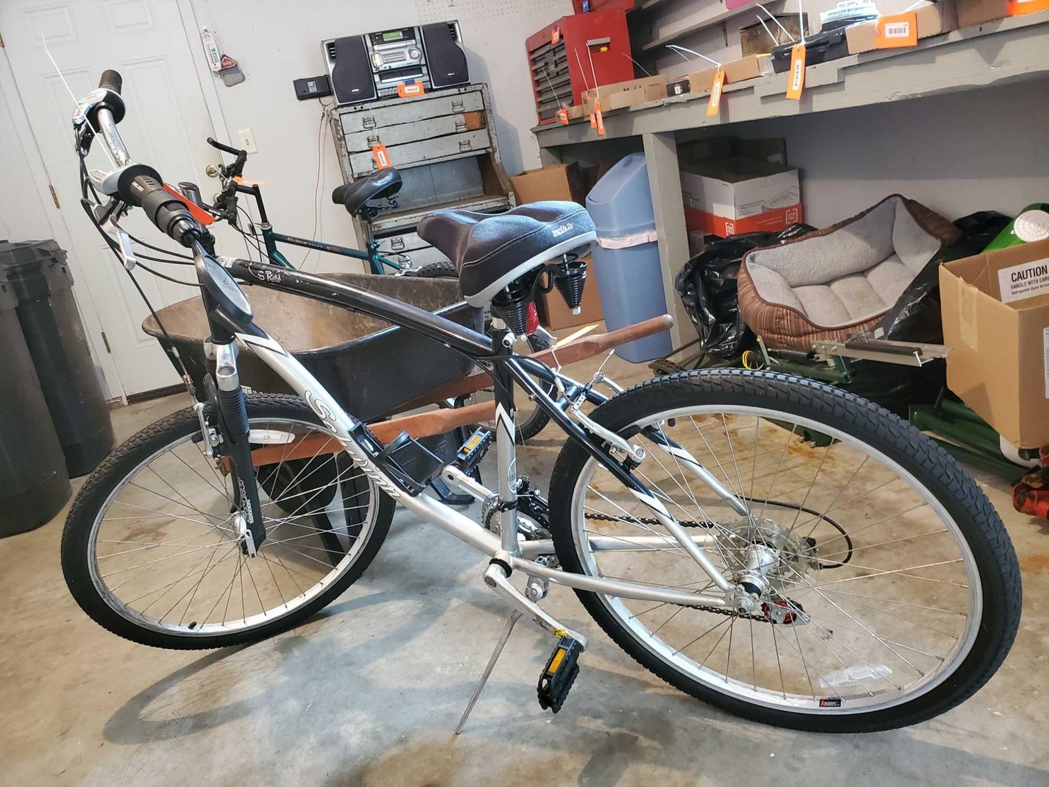 Image for Tools, Furniture, Collectibles-Lone Oak