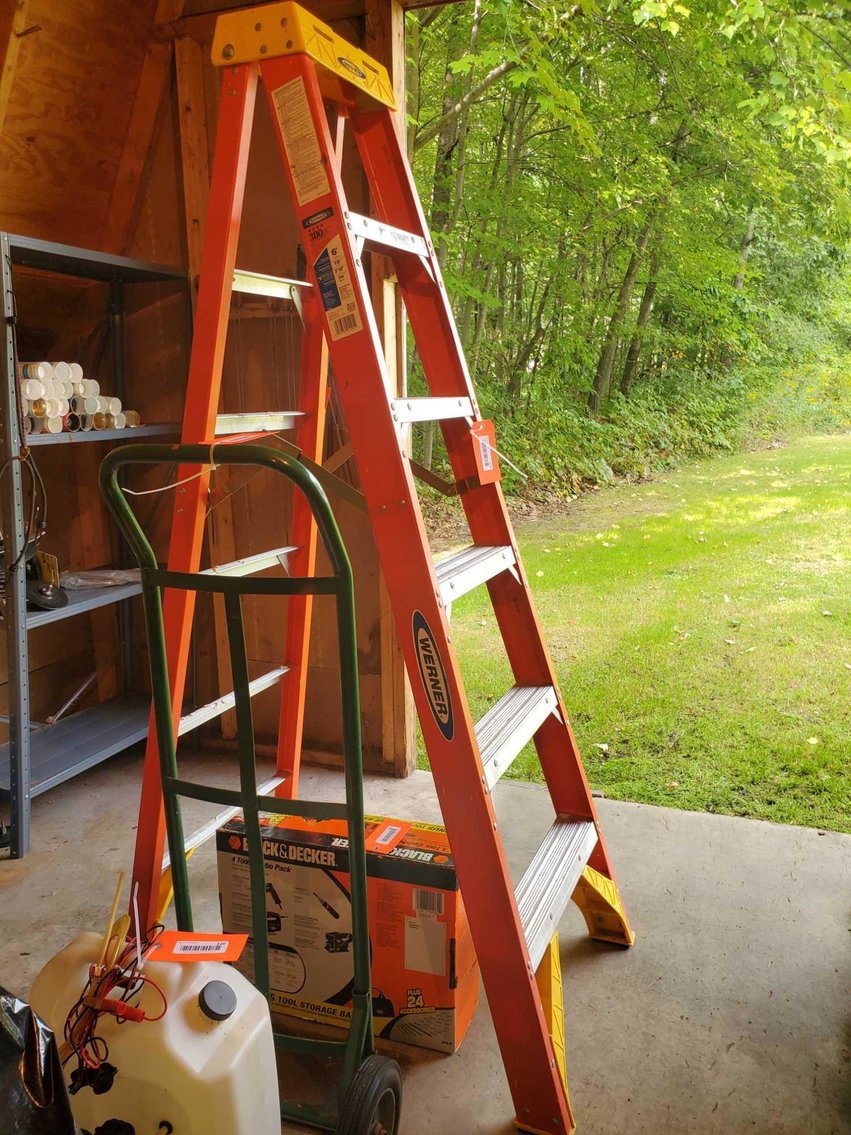 Image for Tools, Furniture, Collectibles-Lone Oak