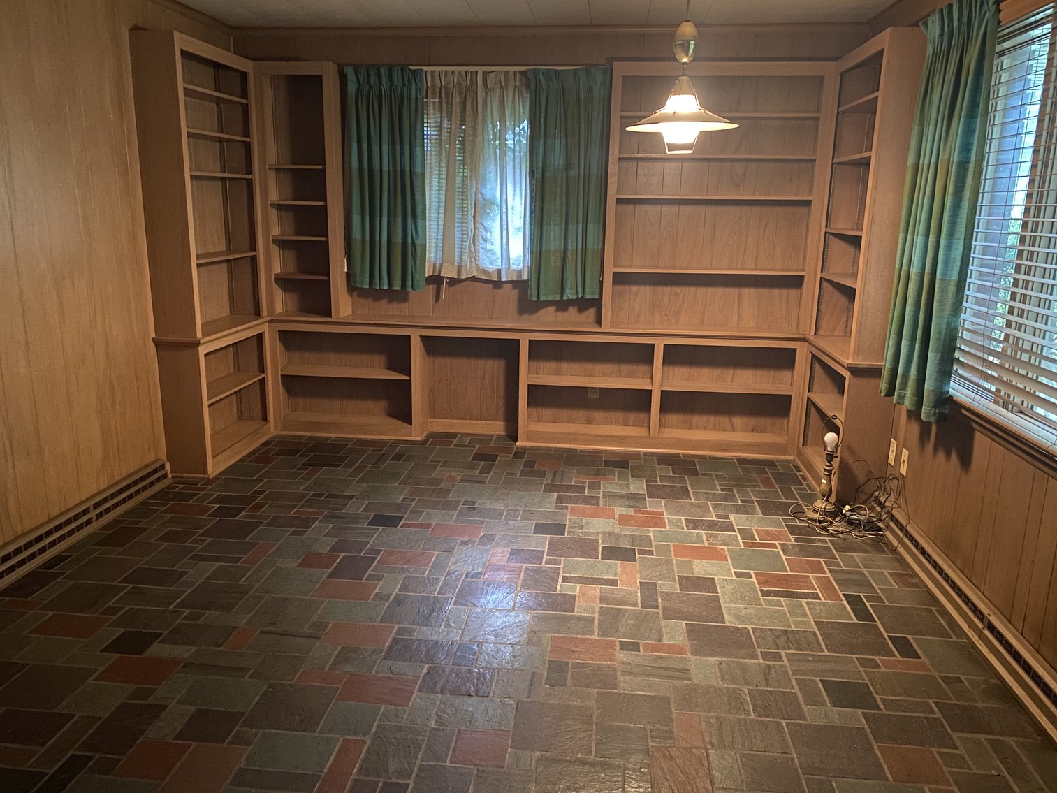 Image for MINIMUM BID AUCTION! $99,000 - 5311 Kellogg Road