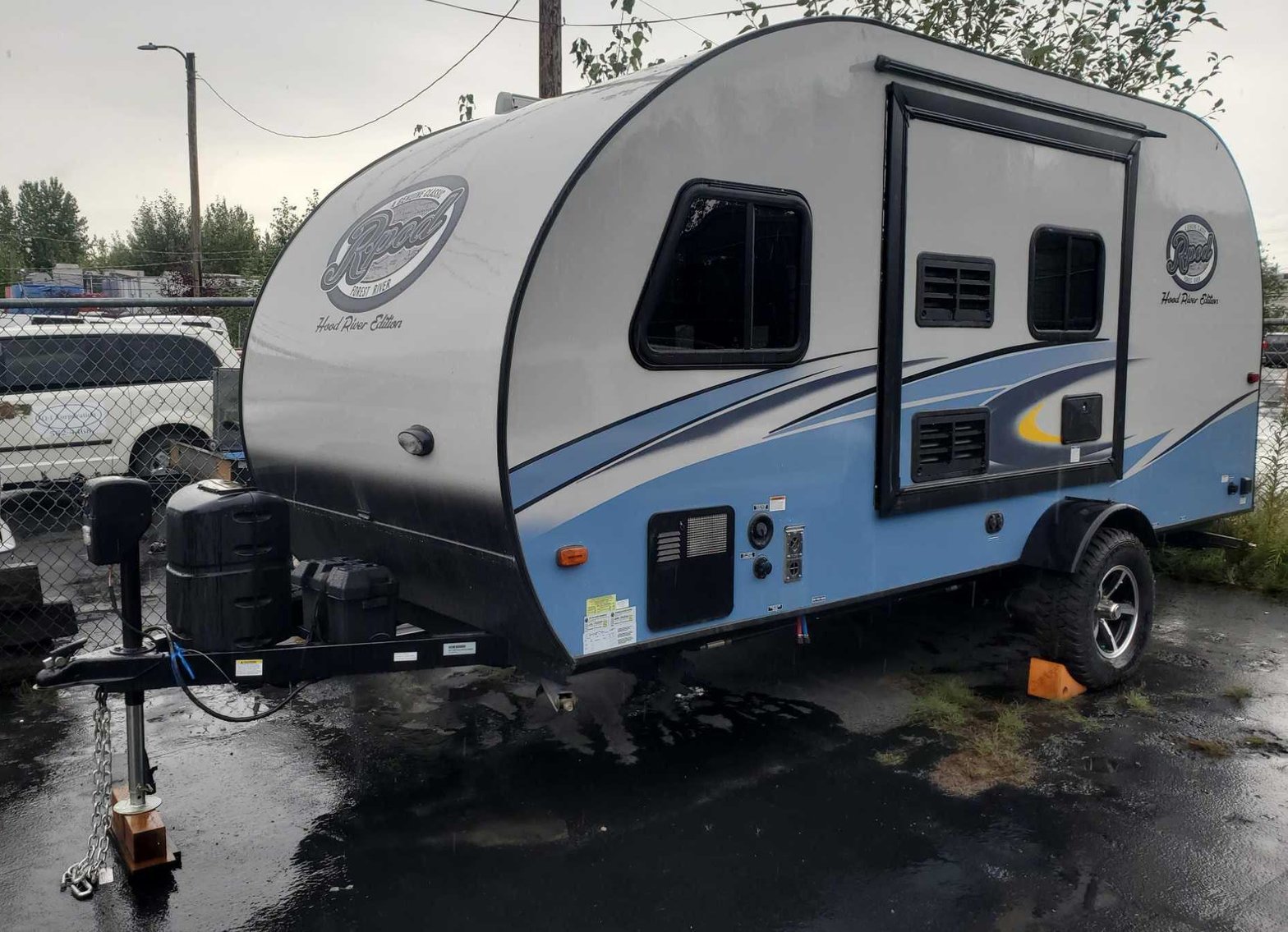 Image for 2019 R-Pod Flash Auction