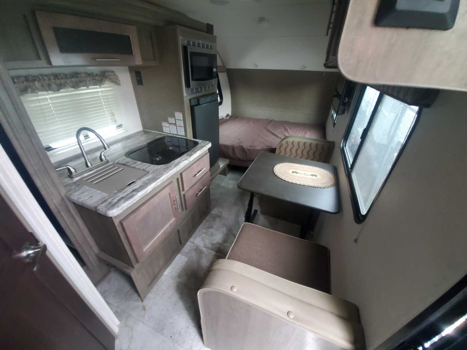 Image for 2019 R-Pod Flash Auction