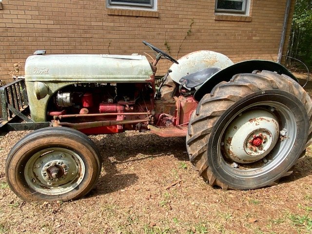 Image for Charlie Randall Road Lawndale-Vintage cars, tractors and more!