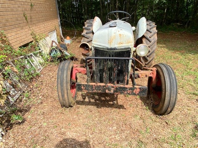 Image for Charlie Randall Road Lawndale-Vintage cars, tractors and more!