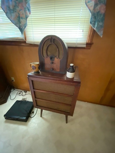 Image for Charlie Randall Road Lawndale-Vintage cars, tractors and more!