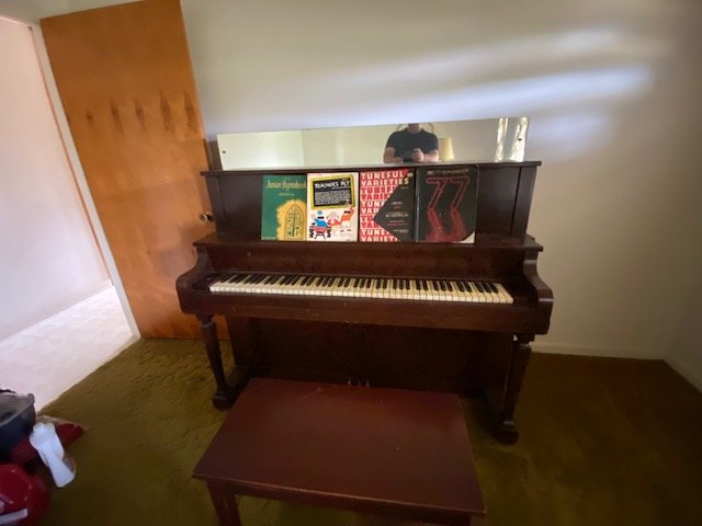 Image for Charlie Randall Road Lawndale-Vintage cars, tractors and more!