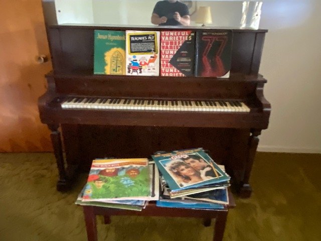 Image for Charlie Randall Road Lawndale-Vintage cars, tractors and more!