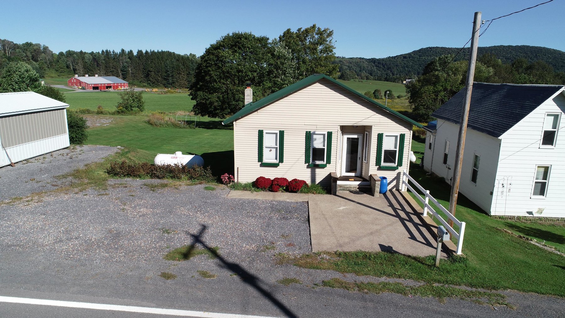 Image for Move-in Ready 2-Bedroom Sold to the Highest Bidder