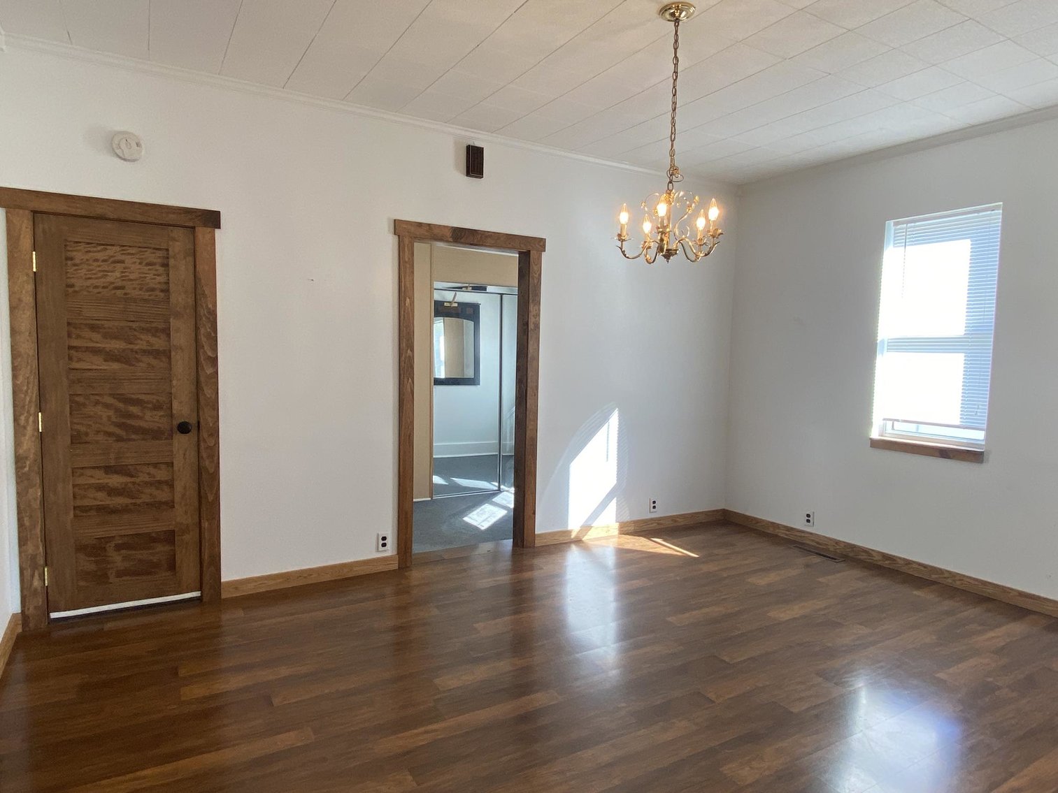 Image for Move-in Ready 2-Bedroom Sold to the Highest Bidder