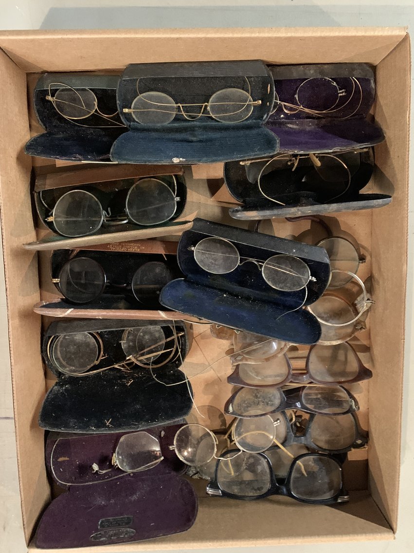 Image for Glassware, China, Antiques, & Collectibles