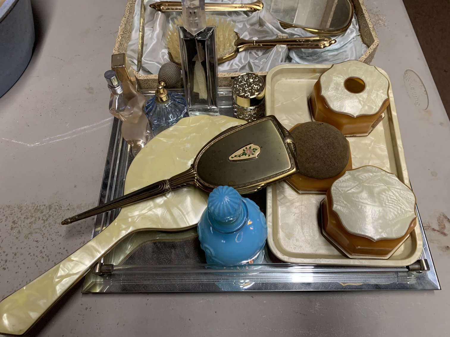 Image for Glassware, China, Antiques, & Collectibles