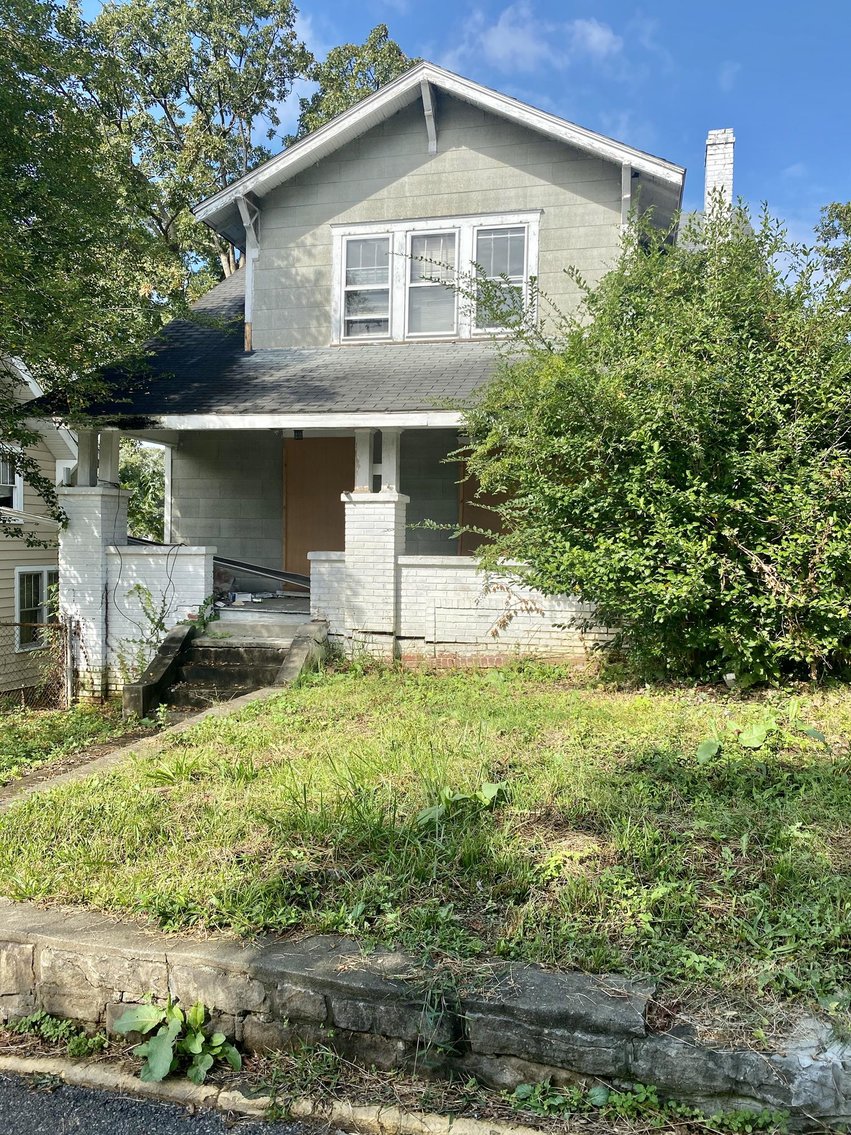 Image for SOLD - 9 Kanawha Co. Properties Sold to the Highest Bidders