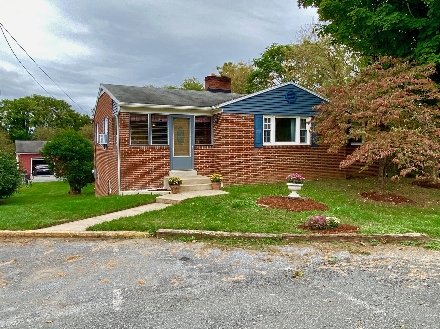 3 BR/2 BA Brick Home on .5 +/ Acre Lot w/1,500 +/ sf.