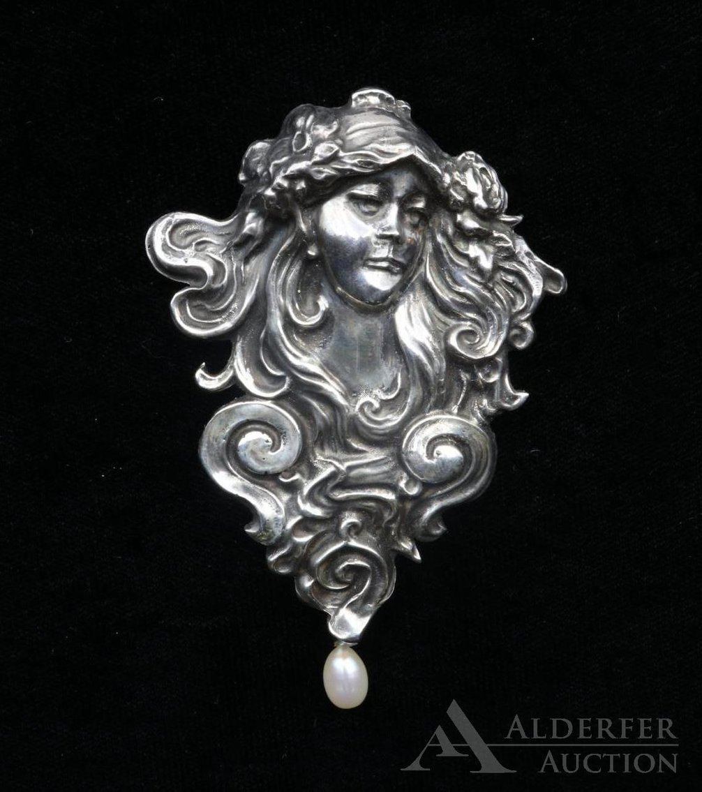 Image for Jewelry | October 28, 2020 at 8:00 PM