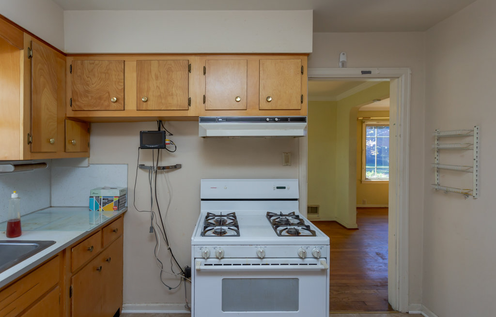 Image for ABSOLUTE AUCTION! 2704 Thoman Pl