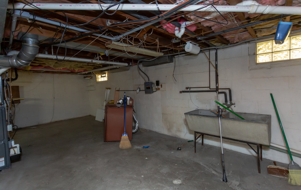 Image for ABSOLUTE AUCTION! 2704 Thoman Pl