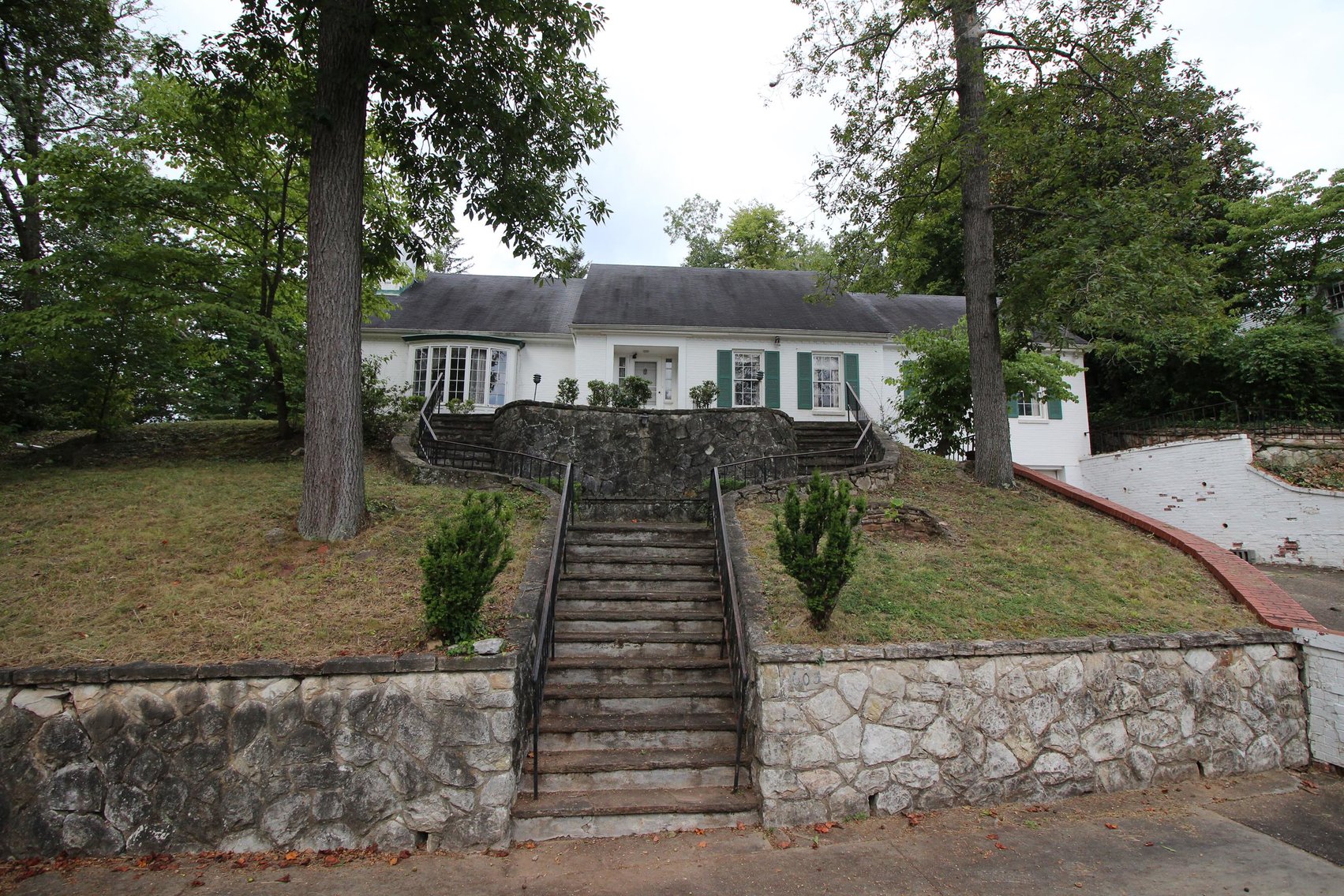 Image for SOLD $132,000 - Large 4 Bedroom with Additional Lot