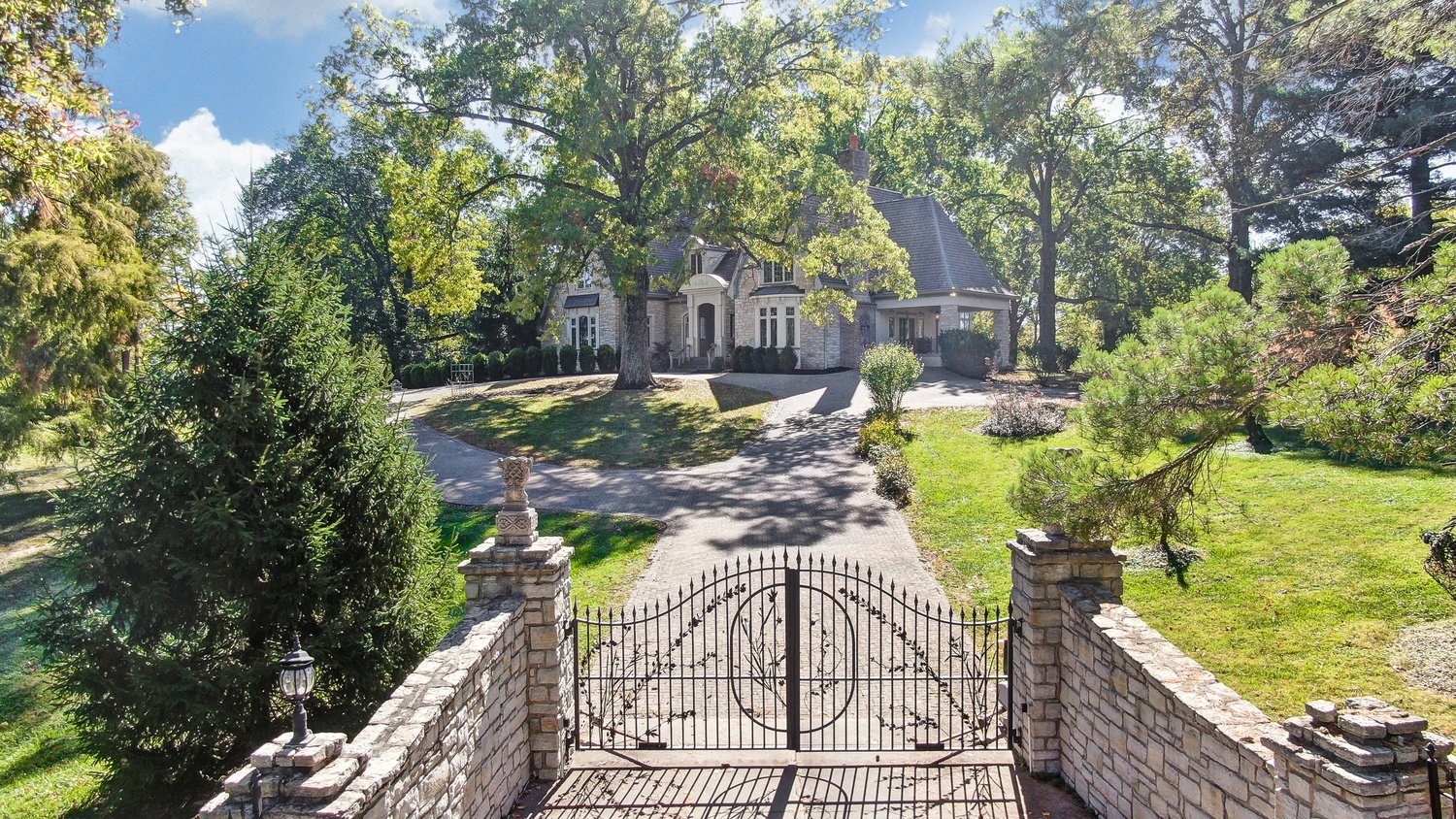Cincinnati Luxury Real Estate Auction