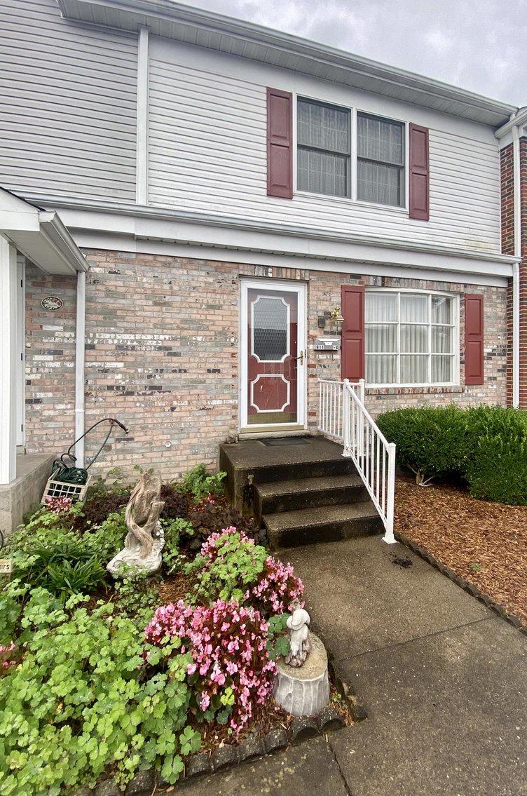 Image for SOLD $84,700 - Well-Maintained Townhome in Saint Albans