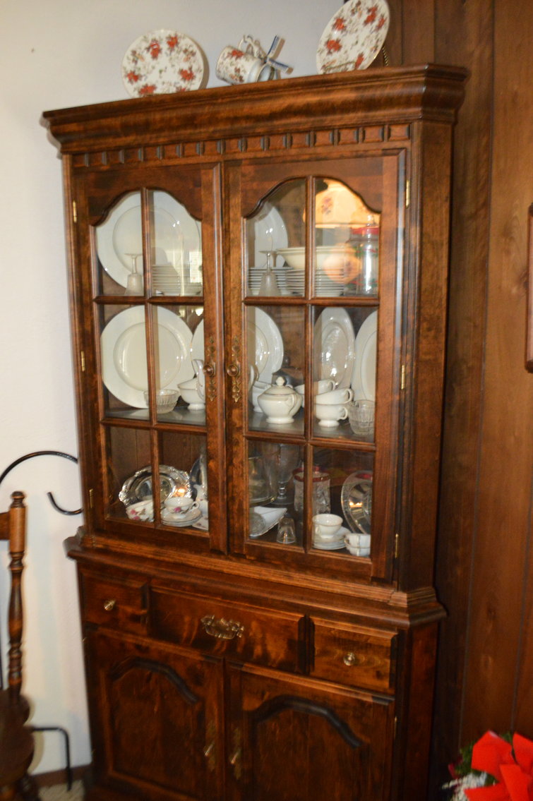 Quality Home Furnishings, Tools, Antiques, Glassware, & more