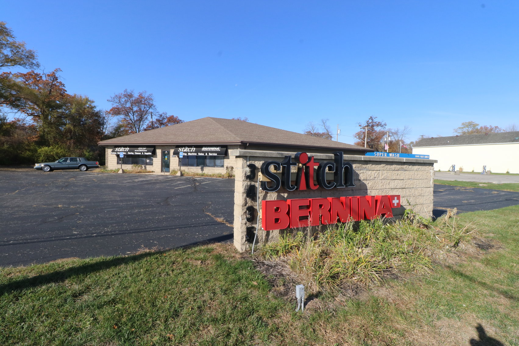 Image for MINIMUM BID AUCTION $275,000! 3435 N HOLLAND SYLVANIA RD