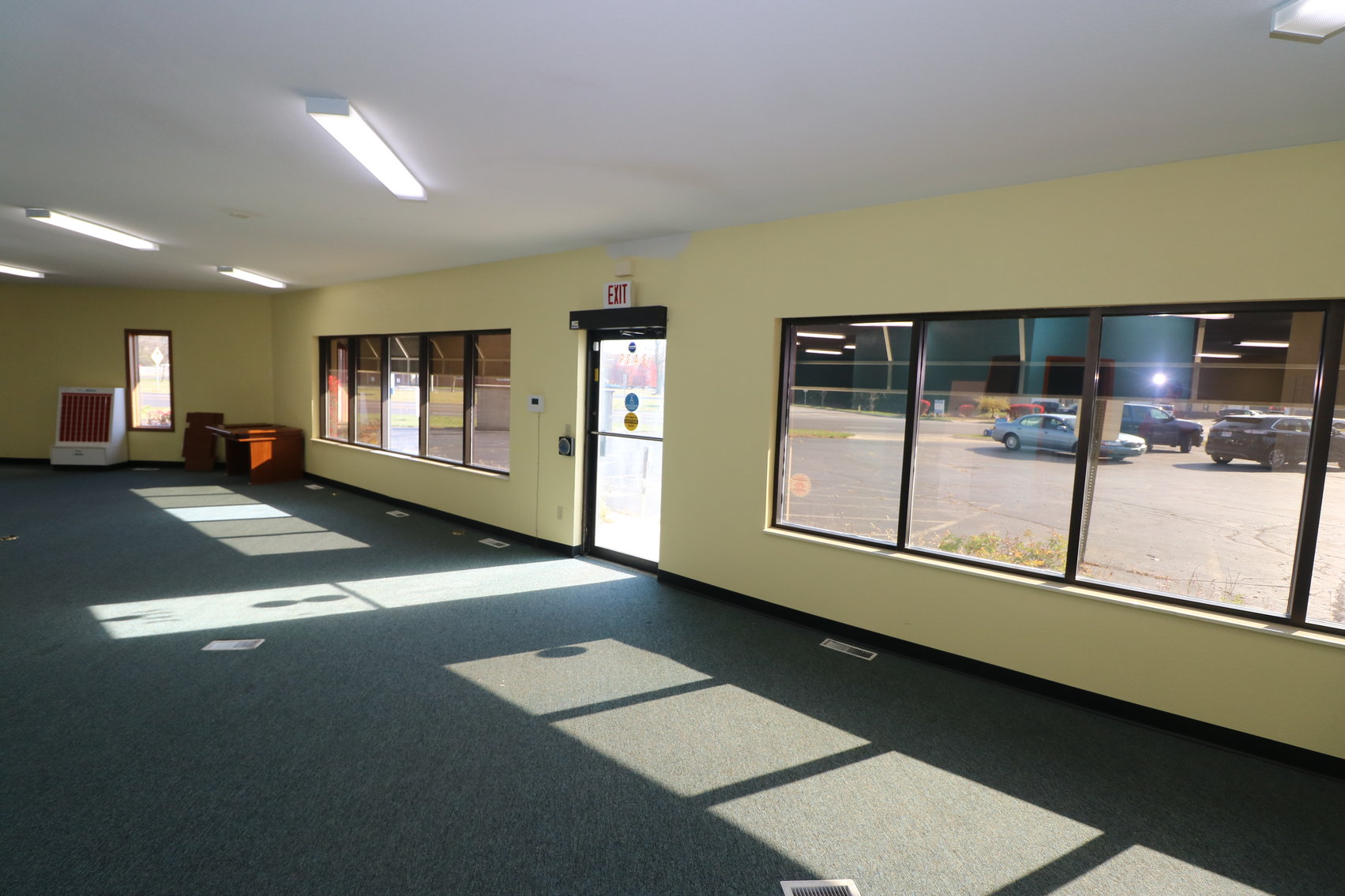 Image for MINIMUM BID AUCTION $275,000! 3435 N HOLLAND SYLVANIA RD