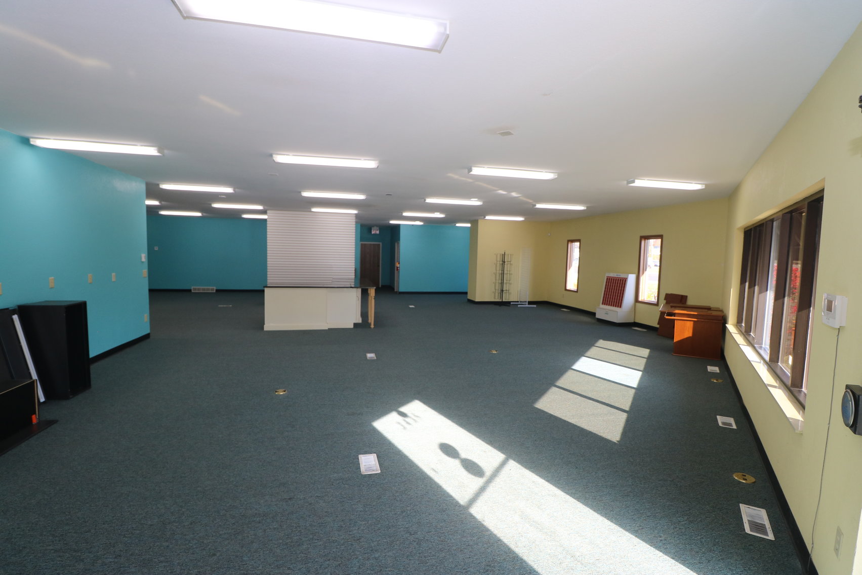 Image for MINIMUM BID AUCTION $275,000! 3435 N HOLLAND SYLVANIA RD