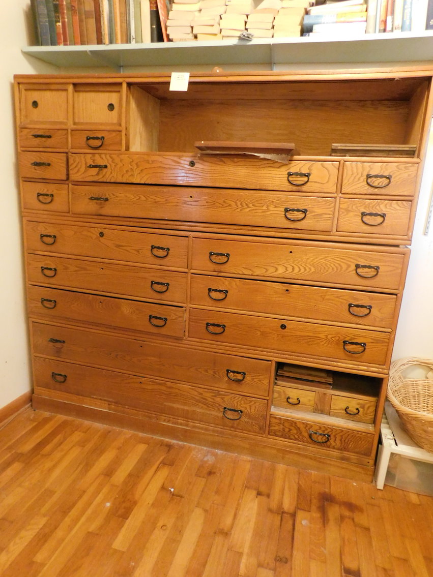 Image for Suzuki Sx4, Antique Furniture, Jewelry and More!