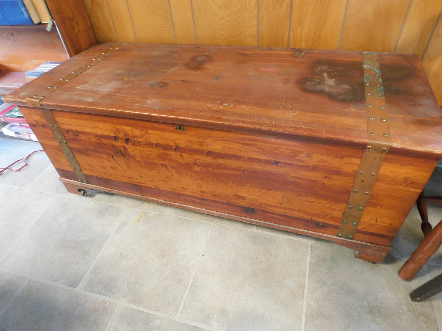 Image for Suzuki Sx4, Antique Furniture, Jewelry and More!