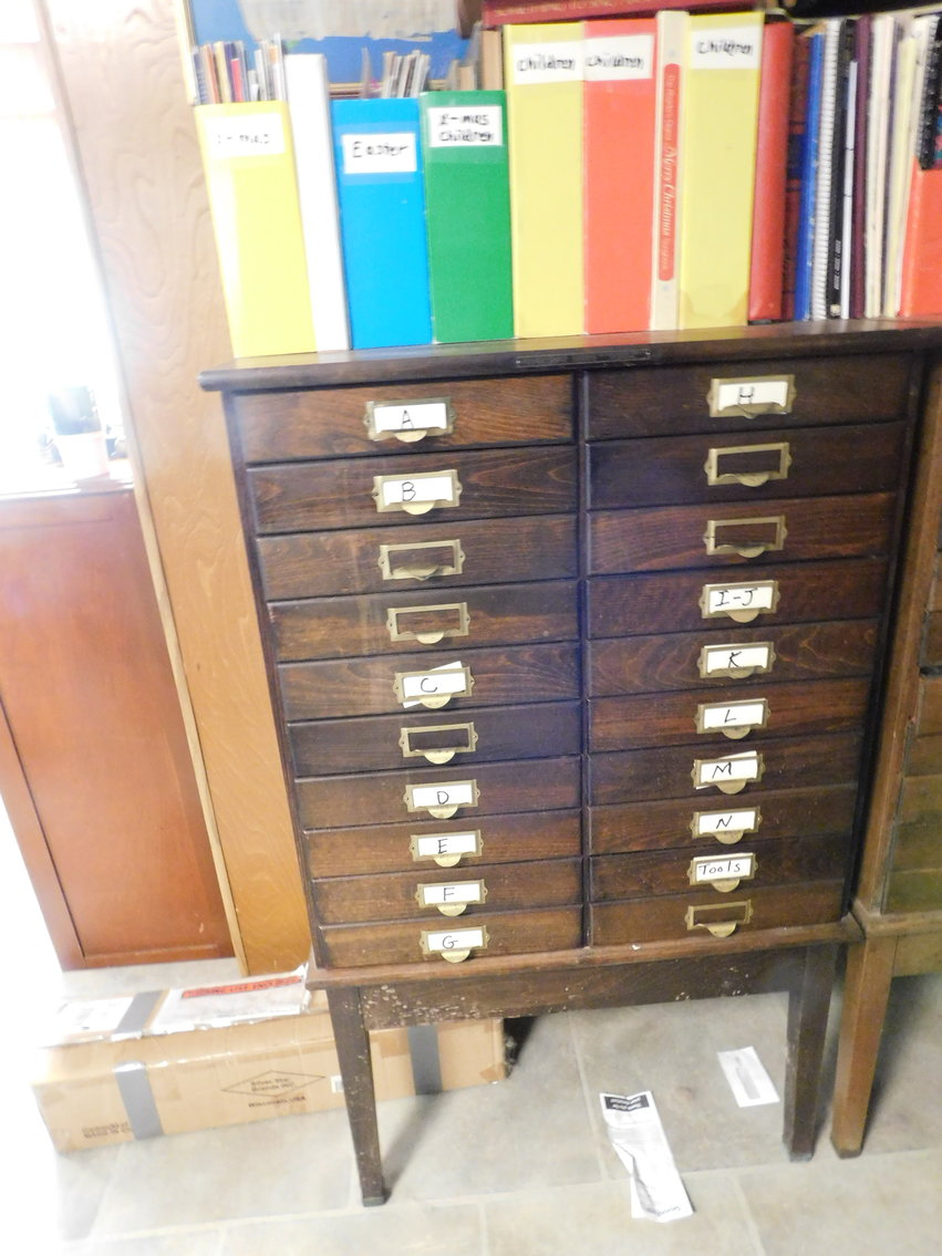 Image for Suzuki Sx4, Antique Furniture, Jewelry and More!