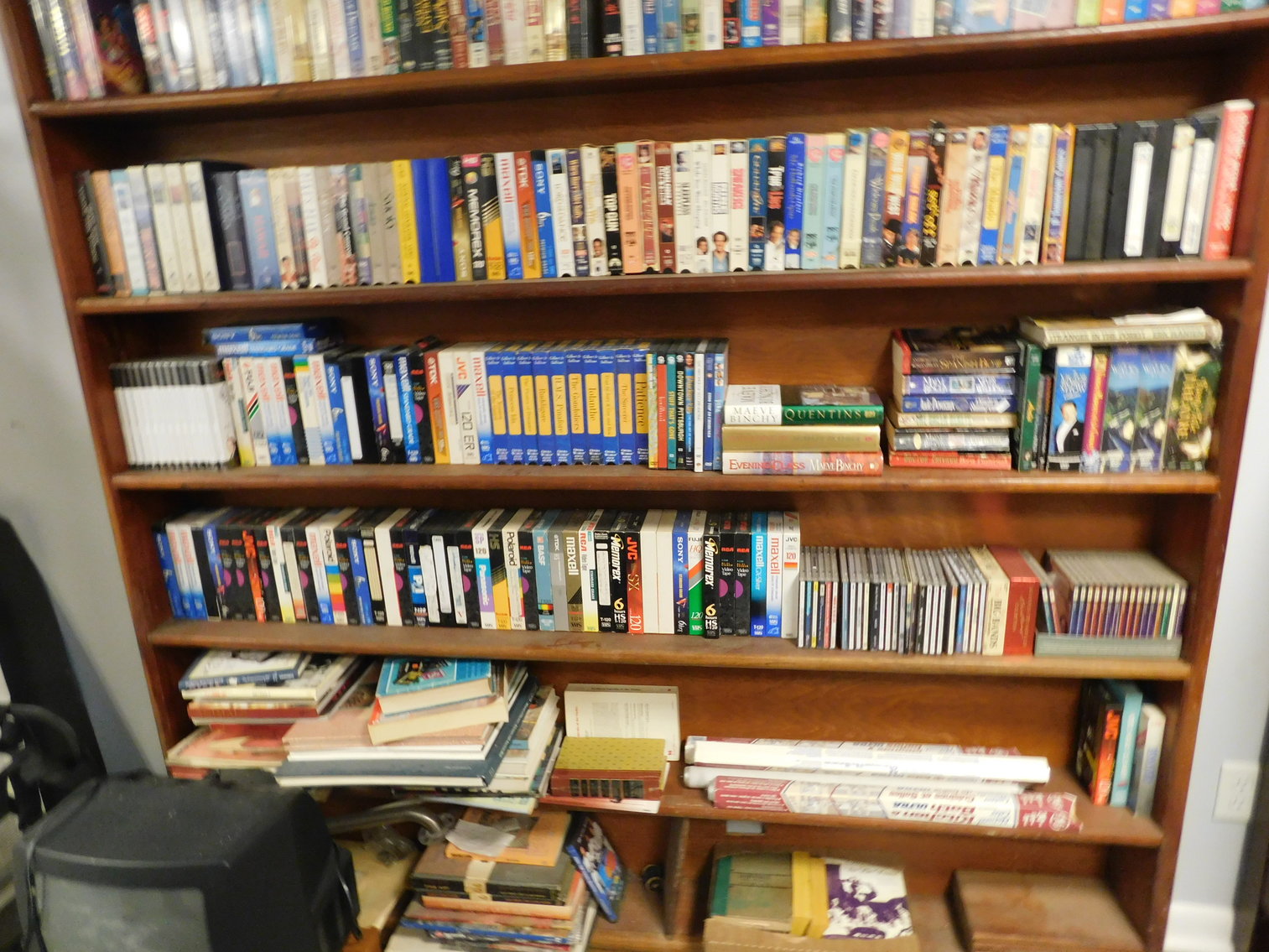 Image for Suzuki Sx4, Antique Furniture, Jewelry and More!