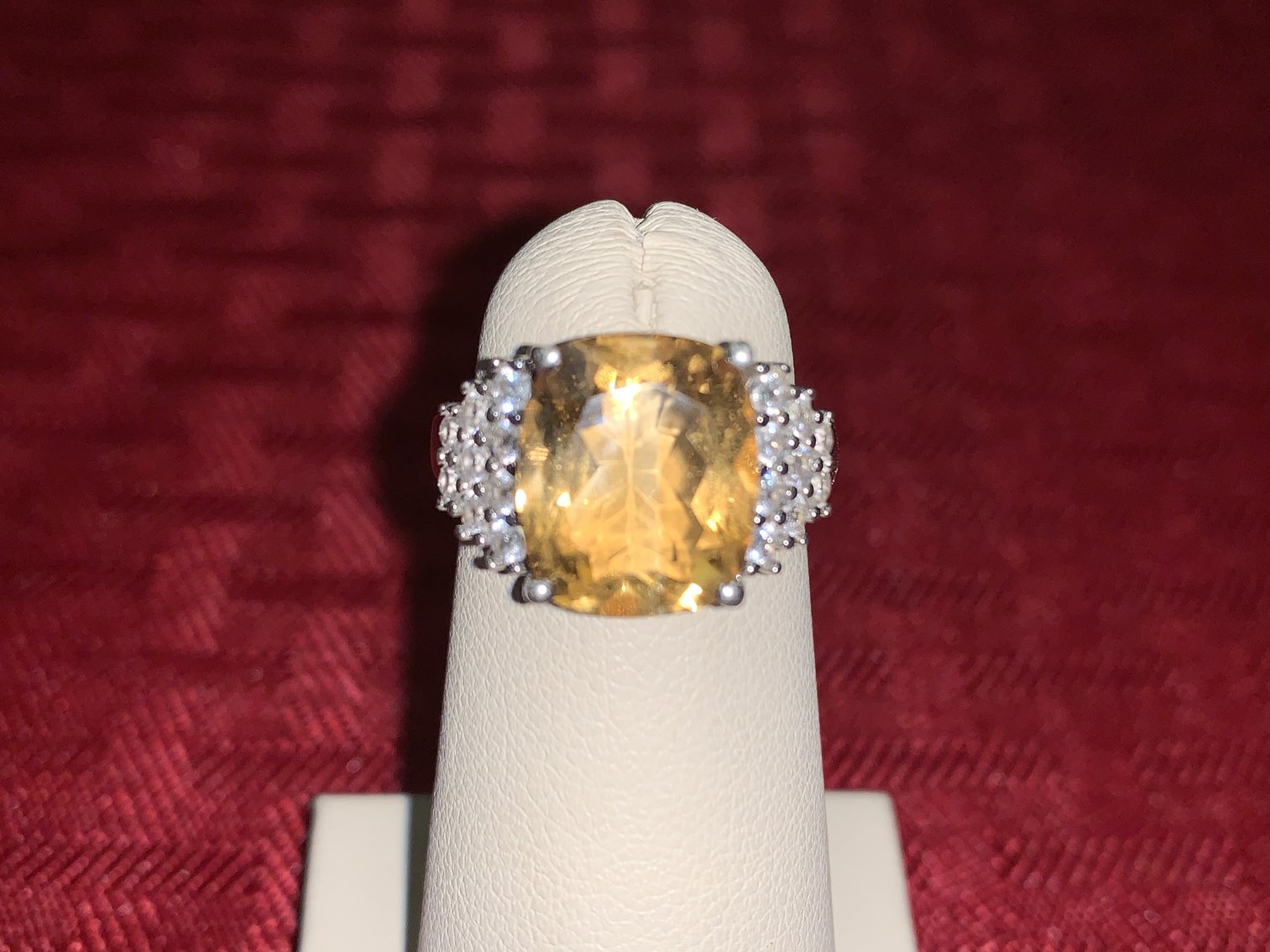 Image for Suzuki Sx4, Antique Furniture, Jewelry and More!