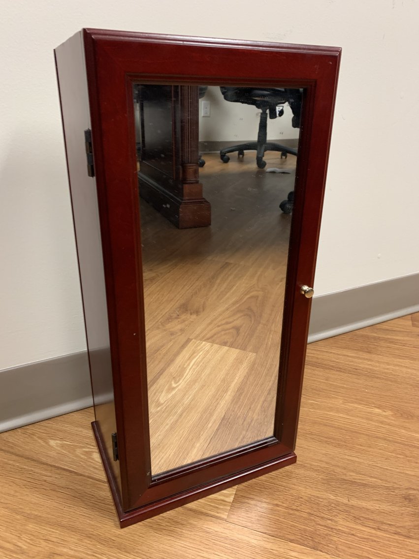 Image for Suzuki Sx4, Antique Furniture, Jewelry and More!