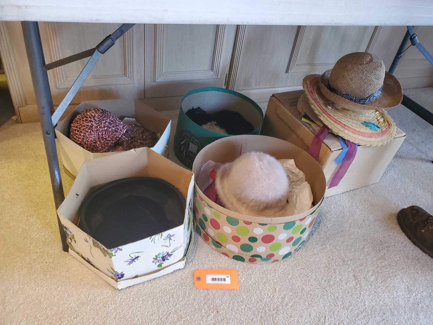 Image for Furniture, Collectibles, Household-Hickory Ave