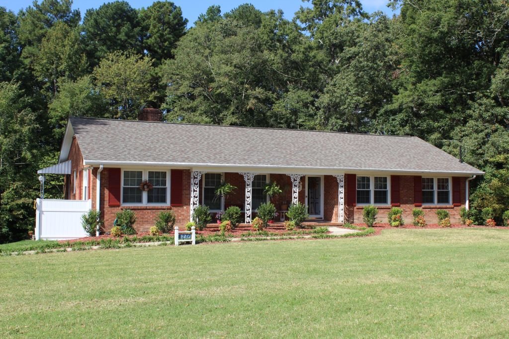 Image for Estate of the Late Mrs. Elsie Duke